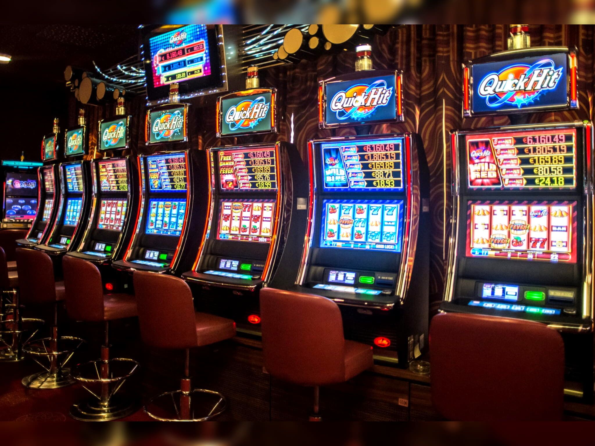 Evolusi Mesin Slot: Dari Kasino Berbasis Darat ke Platform Online